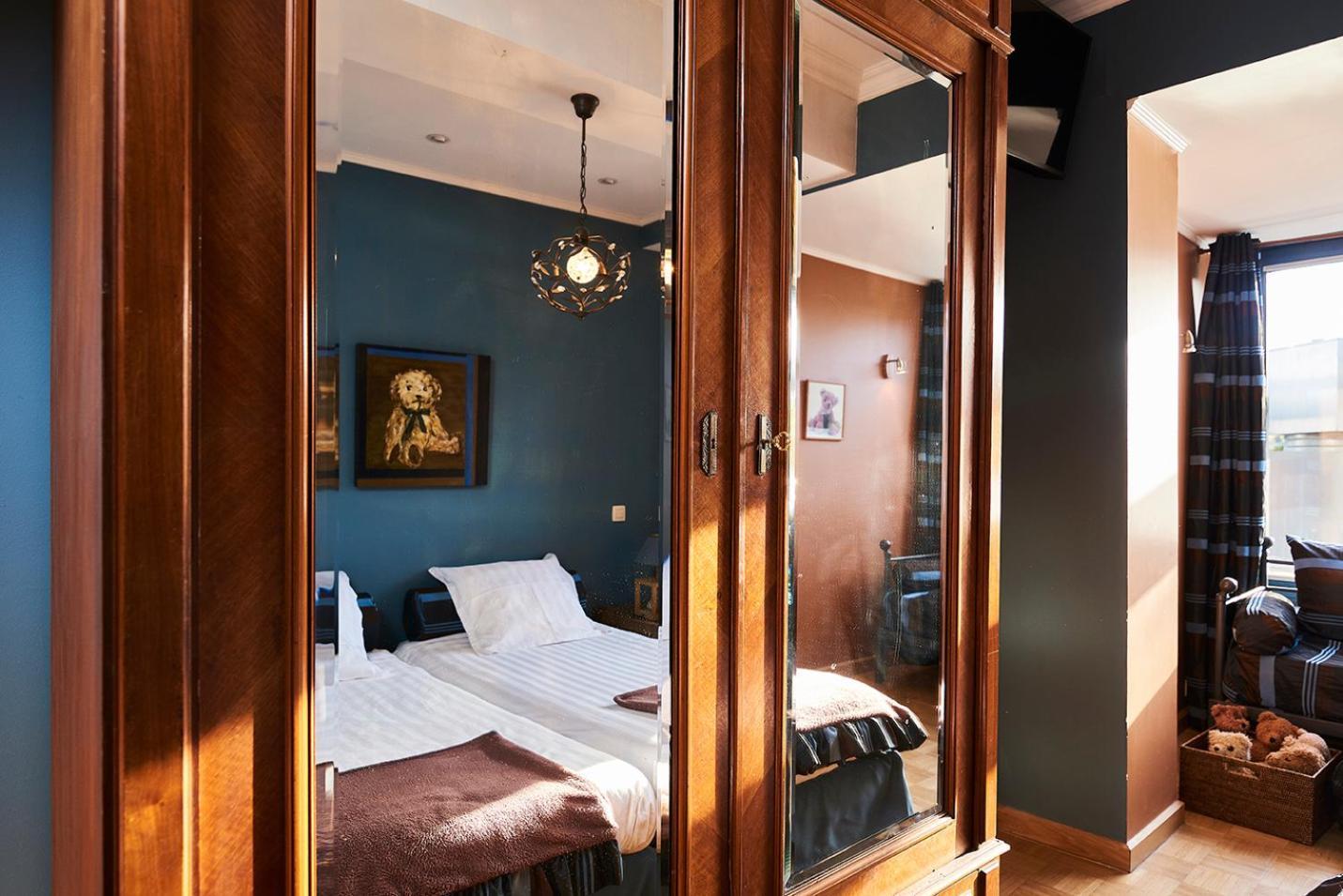 Full House Hotel Arrondissement di Courtrai Esterno foto