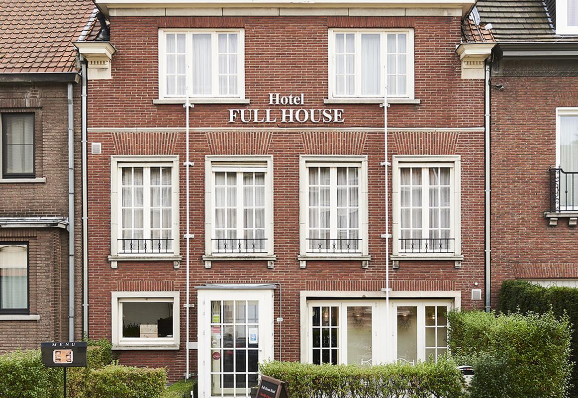 Full House Hotel Arrondissement di Courtrai Esterno foto