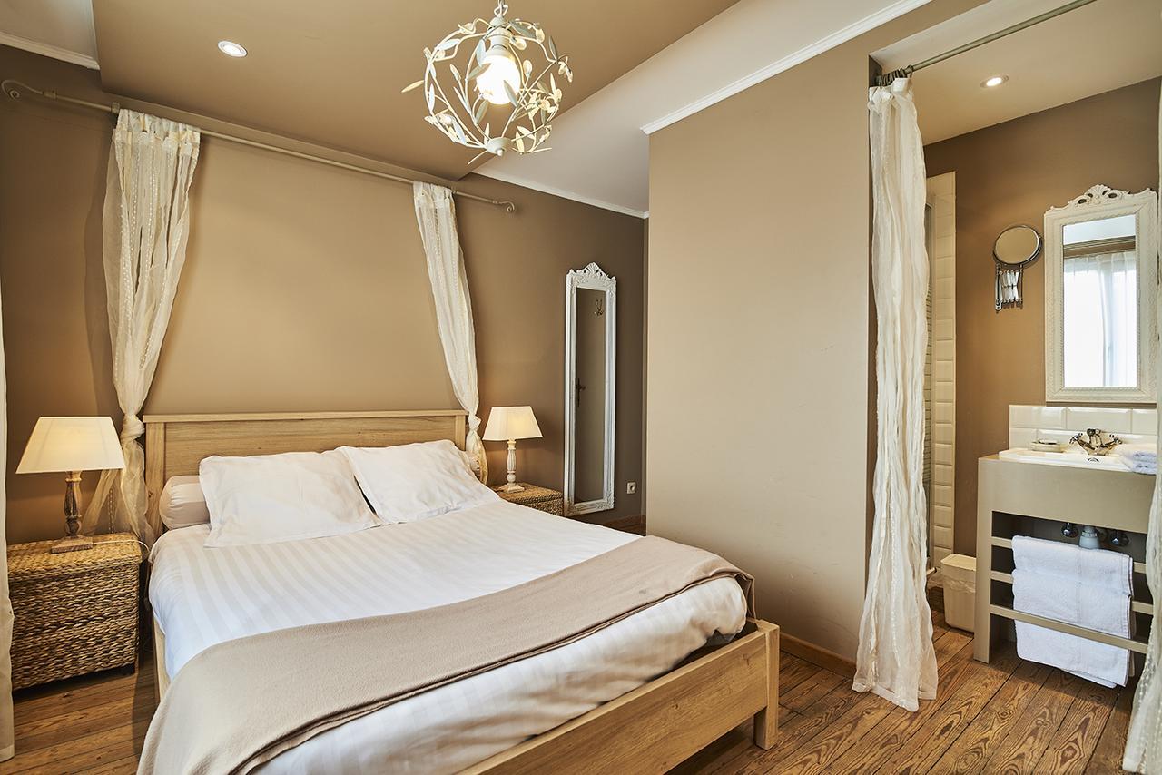 Full House Hotel Arrondissement di Courtrai Esterno foto